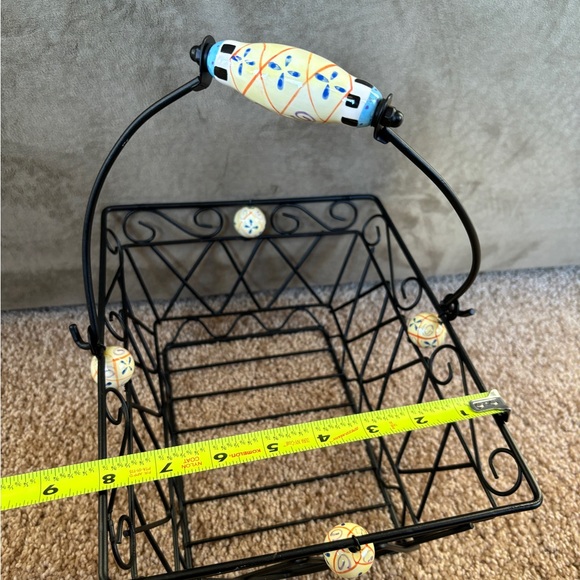 Vintage Black Metal Wire Basket Porcelain Handle and Accents Mackenzie Childs - Picture 6 of 16